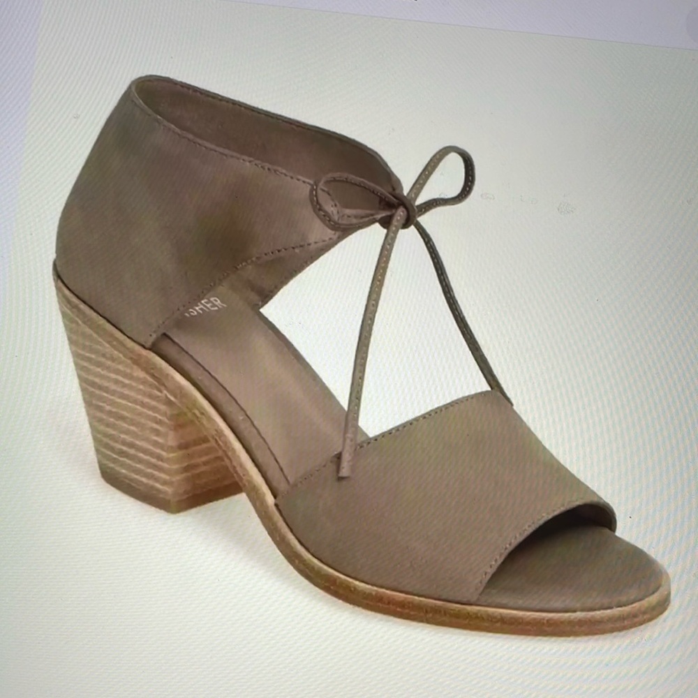 Eileen Fisher Vero Cuoio Ankle Tie Suede Leather Sandals Stack Wood Heel 7.5